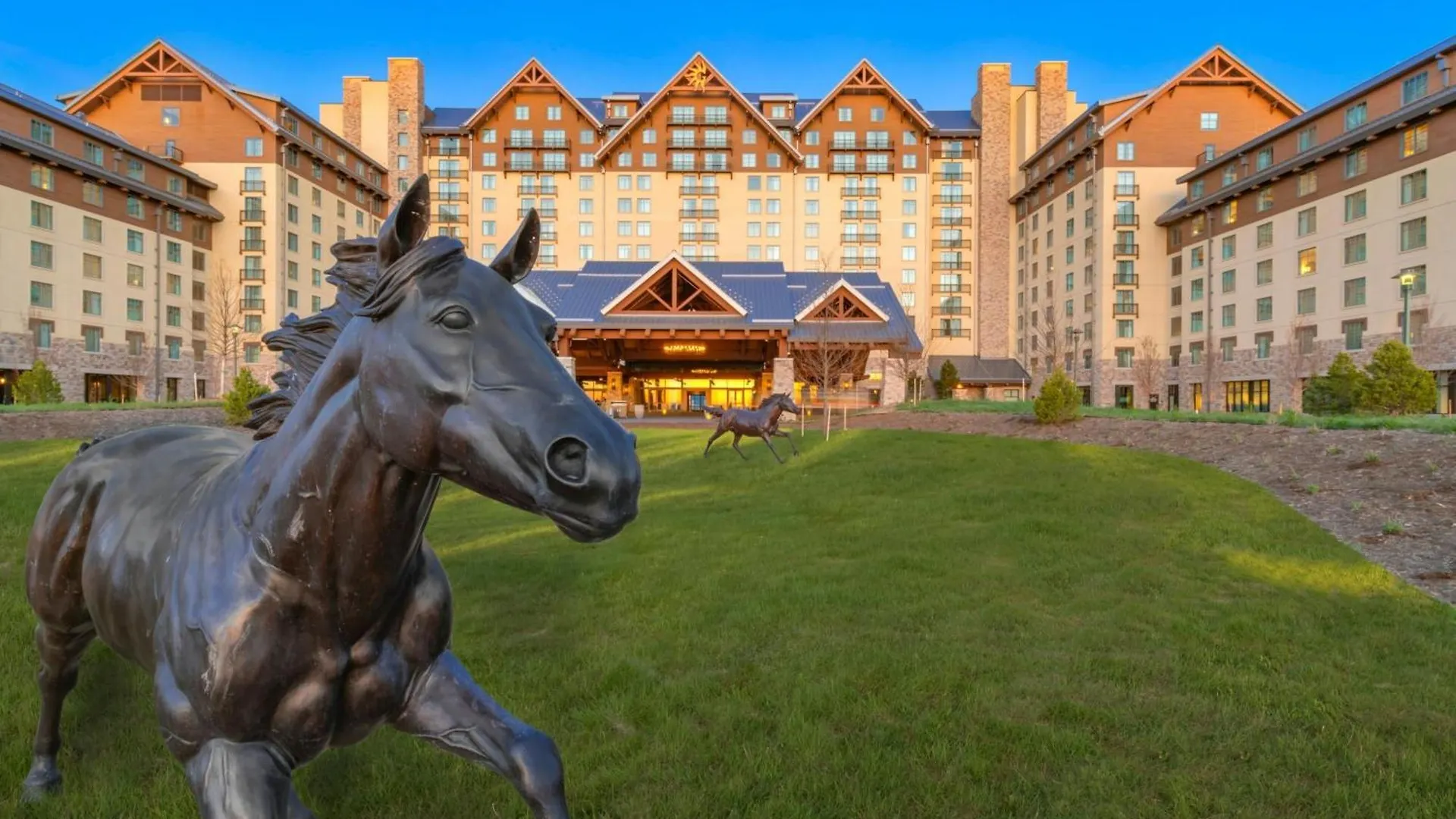 Gaylord Rockies Resort & Convention Center Aurora